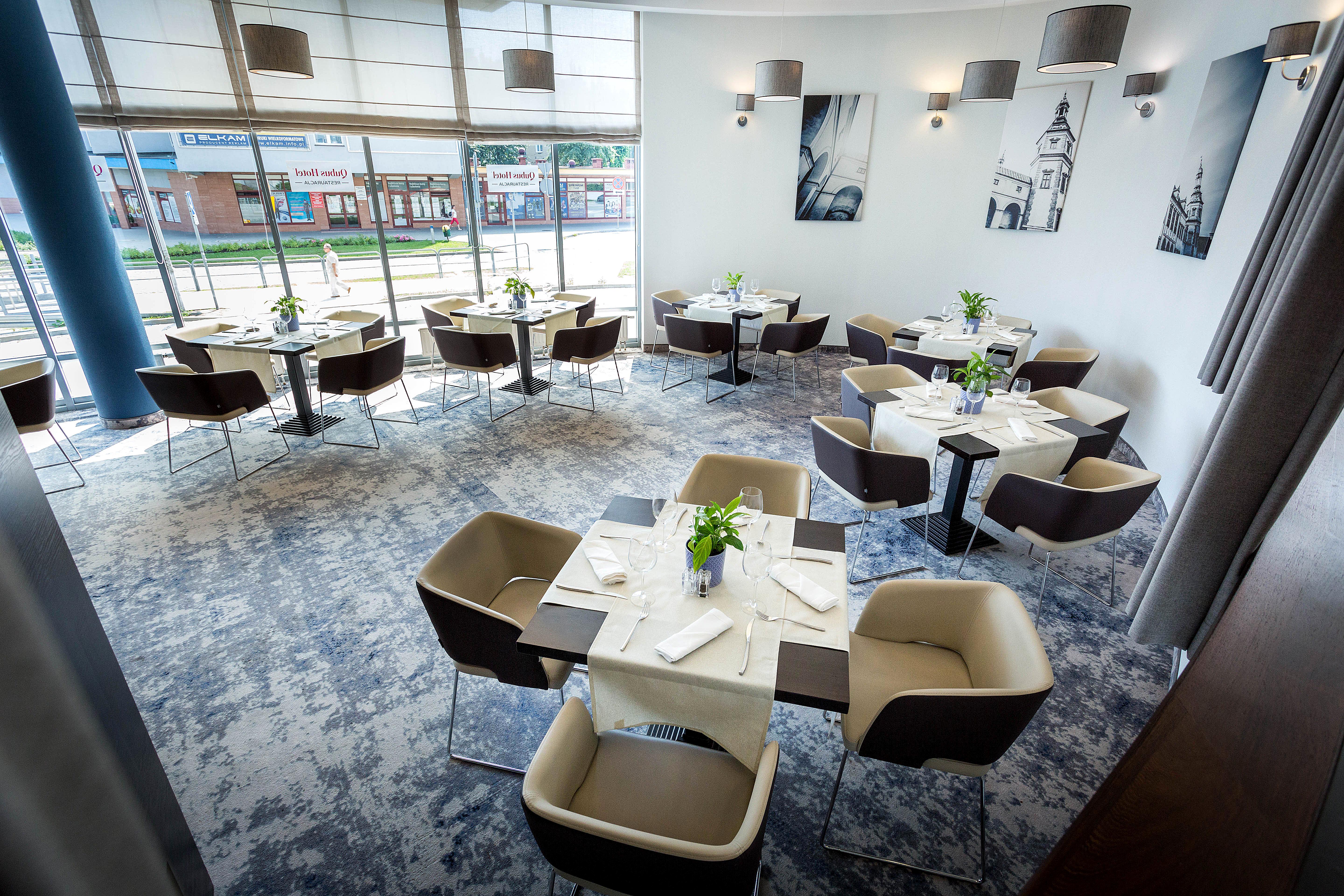 Qubus Hotel Келце Екстериор снимка